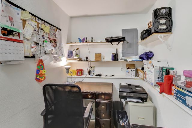 6720 Carolina Avenue, Hammond, IN 46323