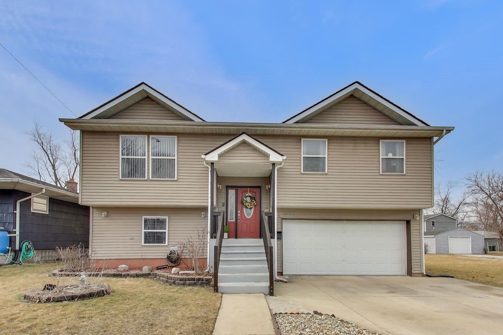 6720 Carolina Avenue, Hammond, IN 46323