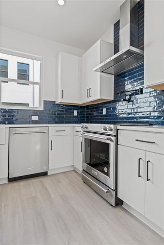 307 15TH STREET N, St Petersburg, FL 33705