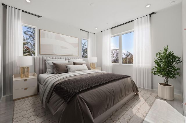 307 15TH STREET N, St Petersburg, FL 33705