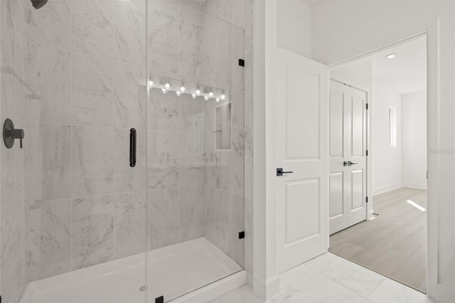 307 15TH STREET N, St Petersburg, FL 33705