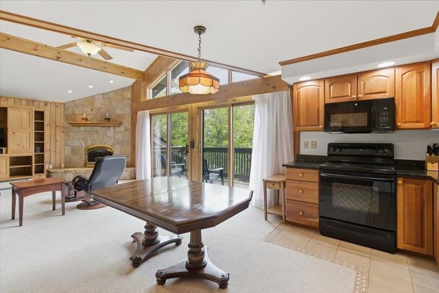 95 Birches Way D2, Peru, VT 05152