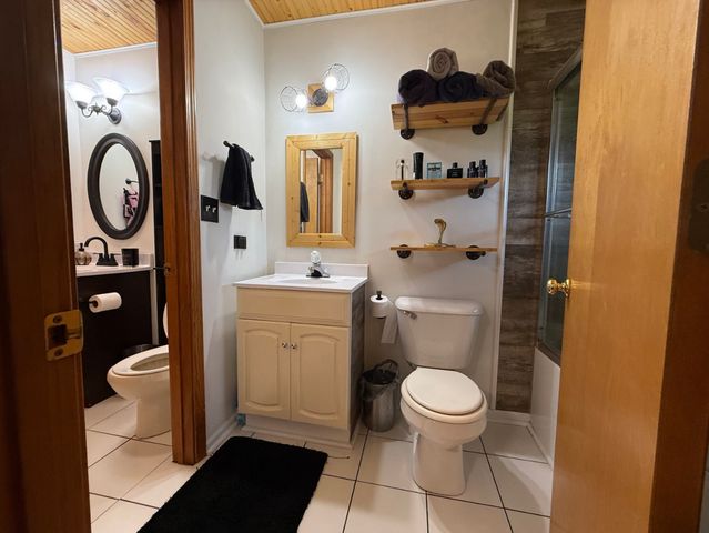 1202 Holiday Drive, Somonauk, IL 60552