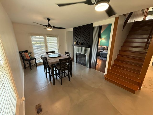 1202 Holiday Drive, Somonauk, IL 60552