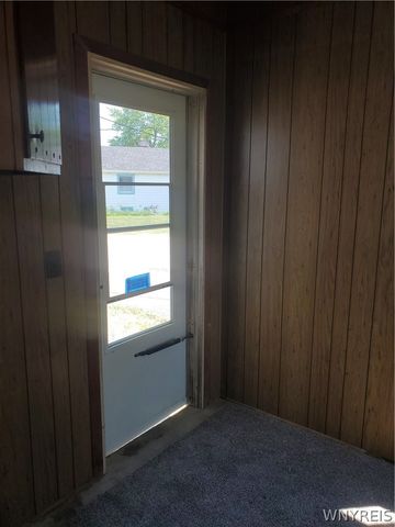 18 Sandstone Drive 16, Cheektowaga, NY 14225