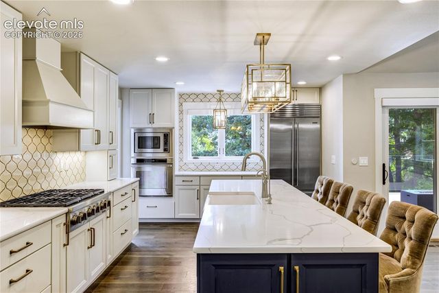 3 Thayer Road, Colorado Springs, CO 80906