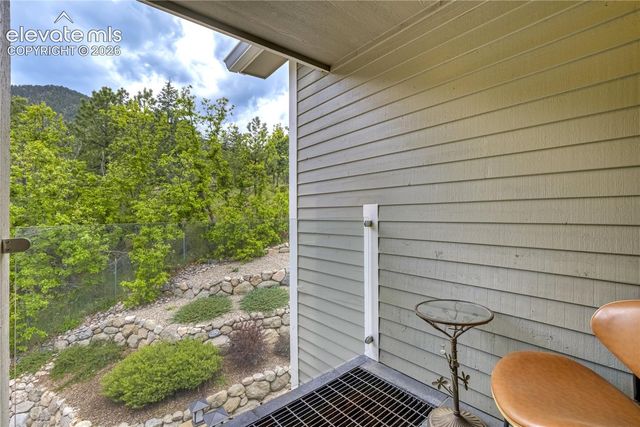 3 Thayer Road, Colorado Springs, CO 80906