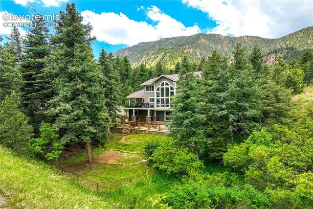 3 Thayer Road, Colorado Springs, CO 80906