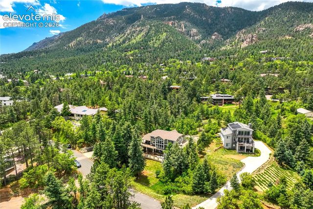 3 Thayer Road, Colorado Springs, CO 80906