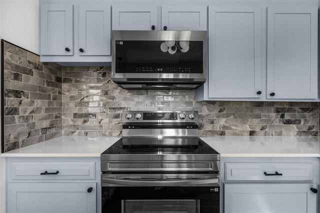 4608 NW Meadowbrook, Lawton, OK 73505