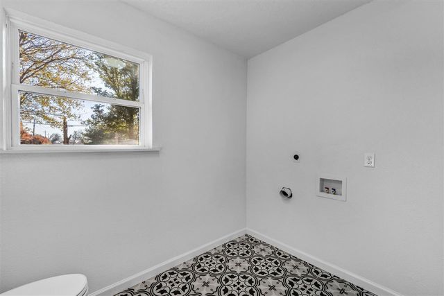 4608 NW Meadowbrook, Lawton, OK 73505