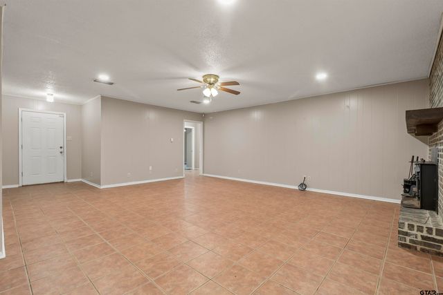 10142 Brookwood Dr, Tyler, TX 75707