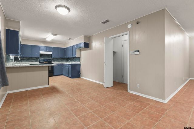 10142 Brookwood Dr, Tyler, TX 75707