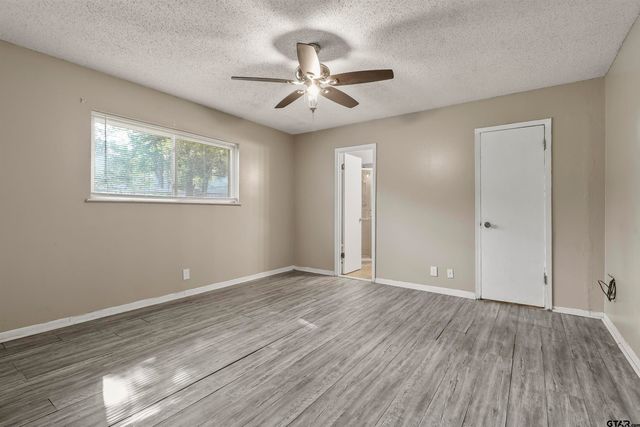 10142 Brookwood Dr, Tyler, TX 75707