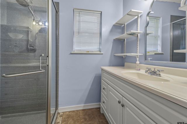10142 Brookwood Dr, Tyler, TX 75707