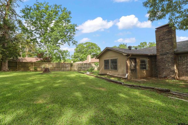 10142 Brookwood Dr, Tyler, TX 75707