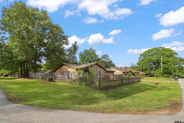 10142 Brookwood Dr, Tyler, TX 75707