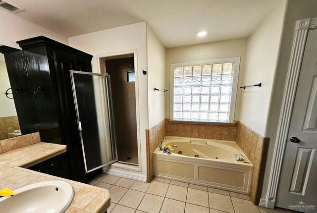 1405 Granrey Drive, Edinburg, TX 78541