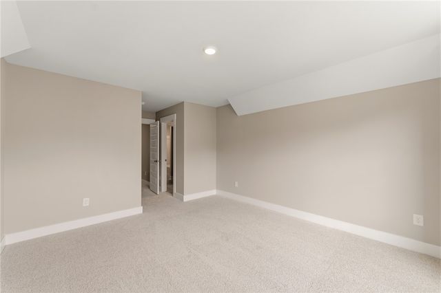 318 Breakwater Lane, Seneca, SC 29678