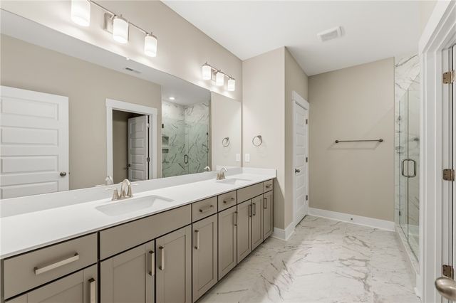318 Breakwater Lane, Seneca, SC 29678