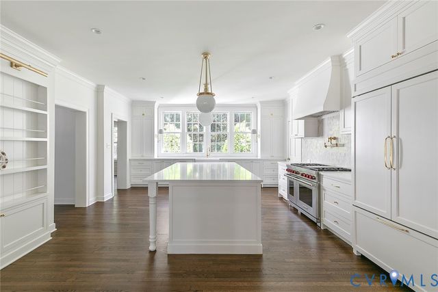 9709 Cragmont Dr, Henrico, VA 23238