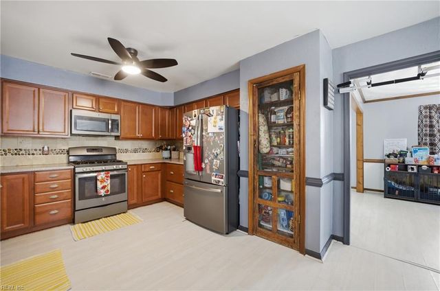 1669 Hawks Bill DR, Virginia Beach, VA 23464