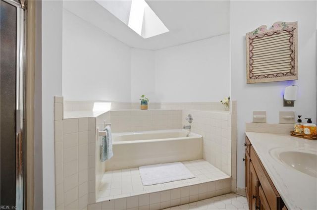 1669 Hawks Bill DR, Virginia Beach, VA 23464