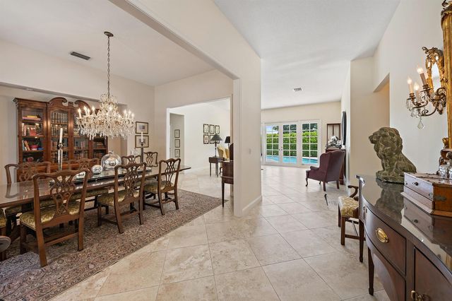 3 SE Loggerhead Lane, Tequesta, FL 33469
