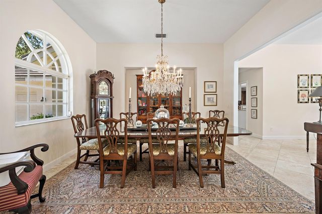 3 SE Loggerhead Lane, Tequesta, FL 33469
