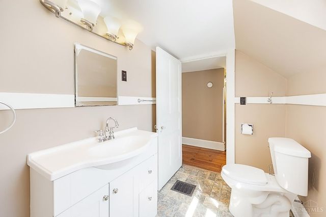 9206 E Kemper Road, Symmes Twp, OH 45140