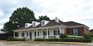 2001 Hwy 82, Greenwood, MS 38930