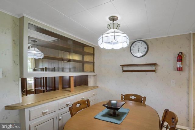 420 WALNUT ST, Lykens, PA 17048