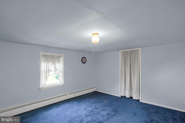 420 WALNUT ST, Lykens, PA 17048