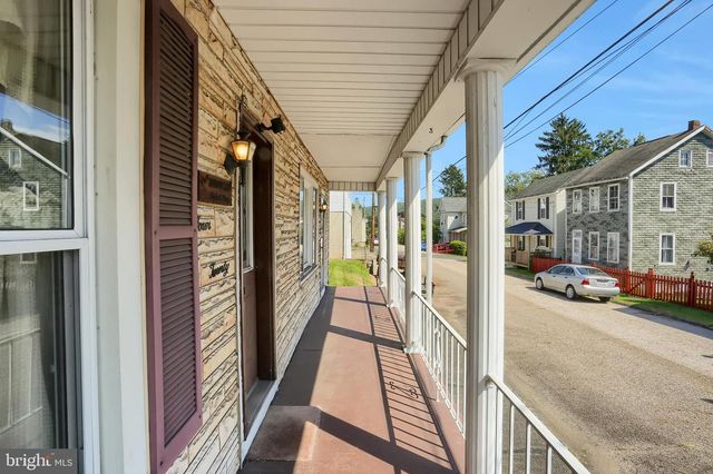 420 WALNUT ST, Lykens, PA 17048