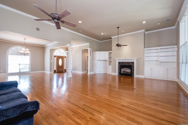 1225 Windsor Court, Benton, AR 72019