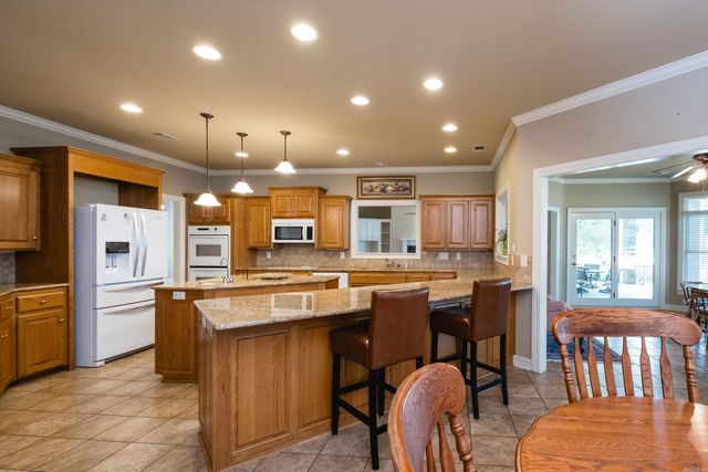 1225 Windsor Court, Benton, AR 72019