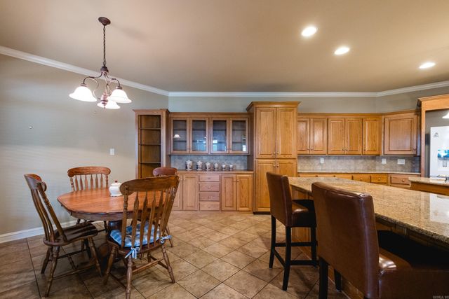 1225 Windsor Court, Benton, AR 72019