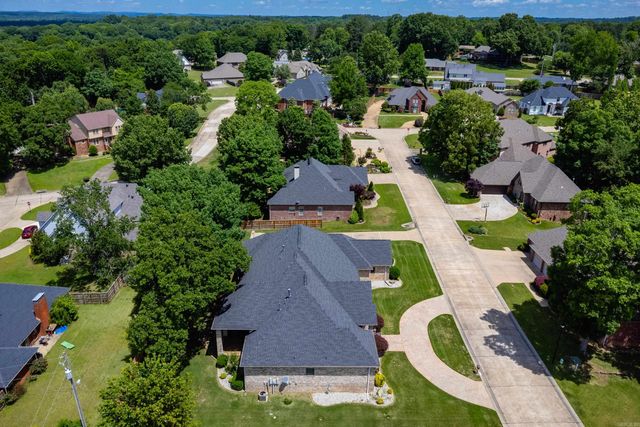 1225 Windsor Court, Benton, AR 72019