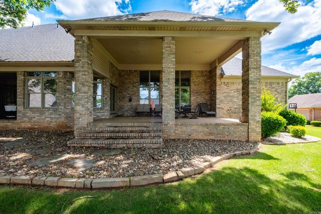 1225 Windsor Court, Benton, AR 72019