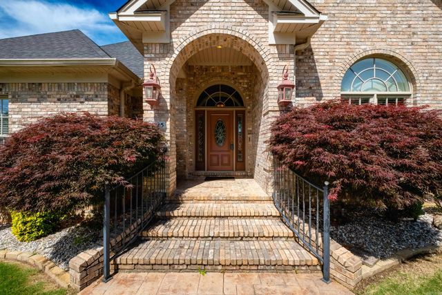1225 Windsor Court, Benton, AR 72019