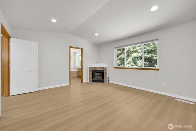 12010 SE 186th St, Renton, WA 98058