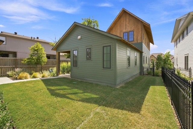 1016 NW A Street, Bentonville, AR 72712