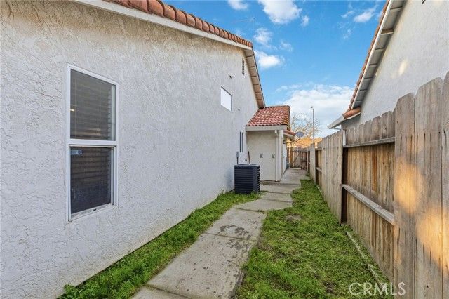 1126 Sprig Court, Merced, CA 95340