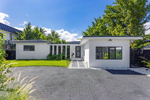 8220 Hawthorne Avenue, Miami Beach, FL 33141