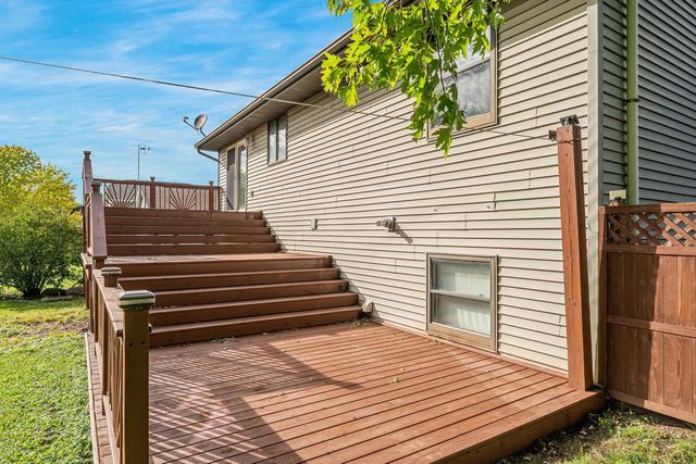729 FARMINGTON AVENUE, Oshkosh, WI 54901