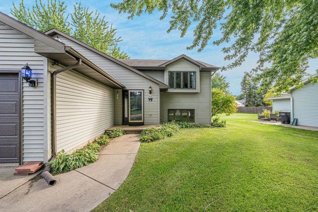 729 FARMINGTON AVENUE, Oshkosh, WI 54901