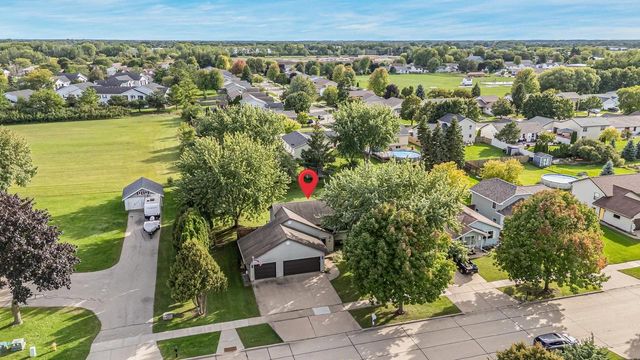 729 FARMINGTON AVENUE, Oshkosh, WI 54901