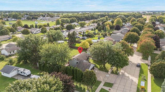 729 FARMINGTON AVENUE, Oshkosh, WI 54901