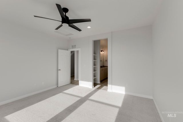 1167 W Cub River Dr, Meridian, ID 83642