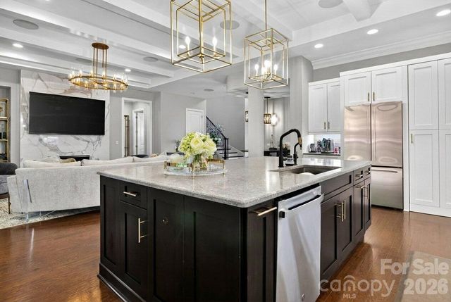 1115 Shelton Oaks Court, Matthews, NC 28105